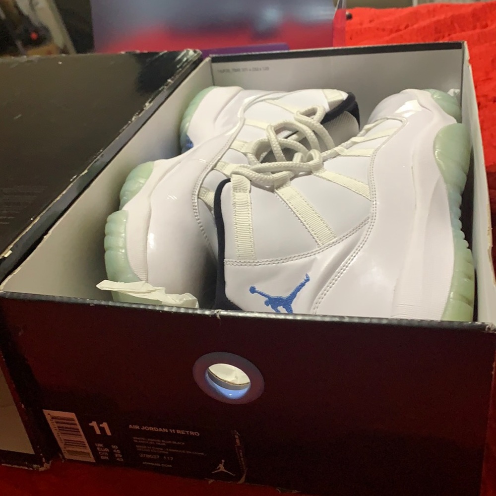 White air Jordan’s